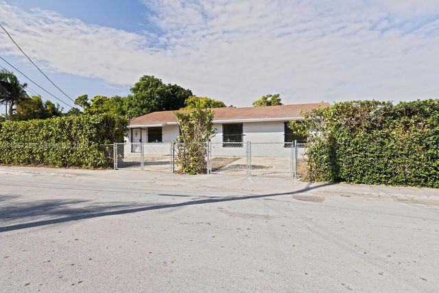 522 Sw 3rd Avenue, Homestead