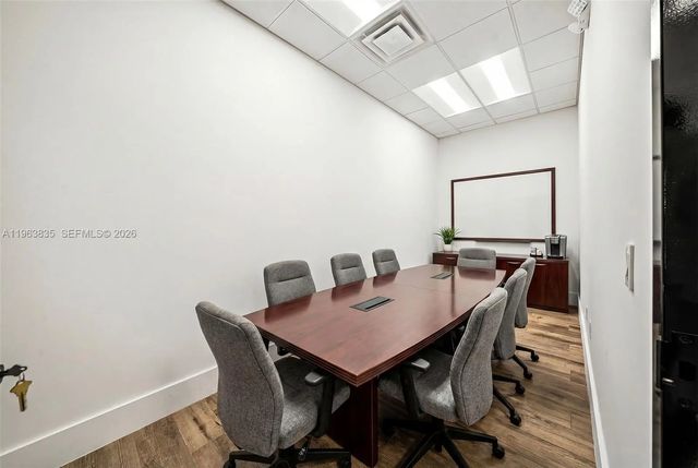 5 of 12 - 1930 N 30th Road #suite 8, Hollywood, FL
