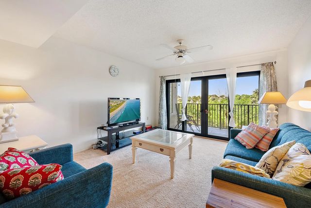 5 of 51 - 1701 Marina Isle Way #202, Jupiter, FL