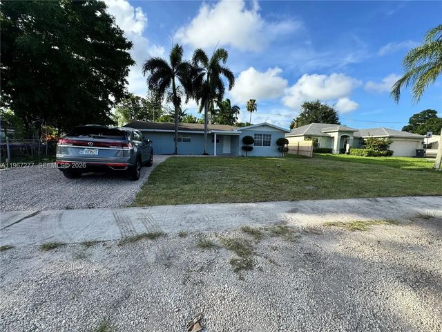 4381 Purdy Lane, West Palm Beach