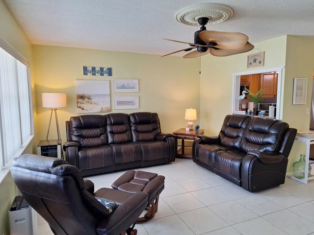 3 of 28 - 305 Andover L, West Palm Beach, FL