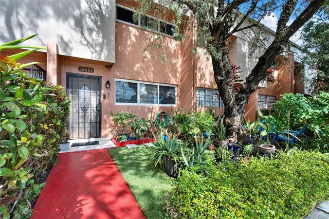 2 of 34 - 10881 Sw 6th Street #7, Sweetwater, FL