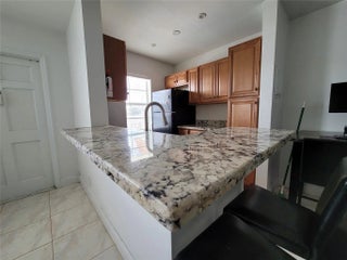 Photo of Listing #F10552640