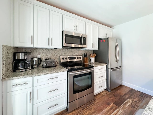 Photo of Listing #R11164555