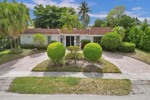 3 of 38 - 19710 Ne 23rd Avenue, Miami, FL