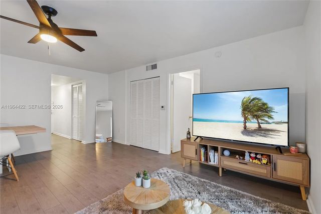 5 of 17 - 1615 Meridian Avenue #202, Miami Beach, FL