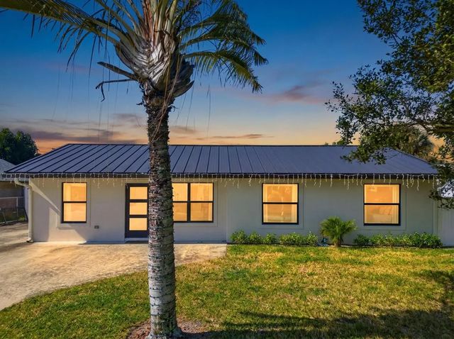2 of 35 - 19124 Se Fearnley Drive, Jupiter, FL