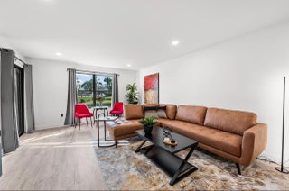 Photo of Listing #R11164602