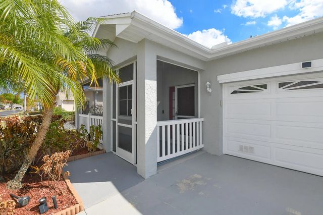 5 of 76 - 569 Nw Cortina Lane, Port St. Lucie, FL
