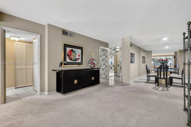 4 of 57 - 2810 N 46th Avenue #f463, Hollywood, FL