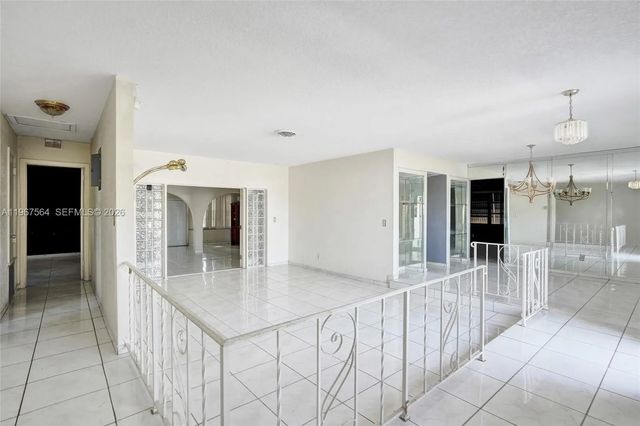 3 of 26 - 4966 Nw 39th Street, Lauderdale Lakes, FL