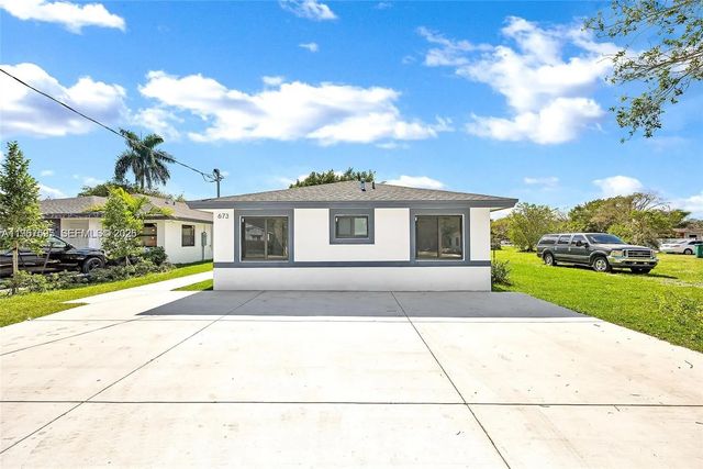 673 Nw 14, Florida City