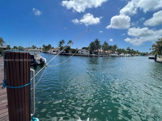2430 Ne 135th Street #105, North Miami