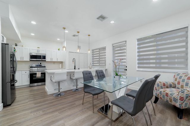 3 of 66 - 21105 Nw 14th Place #4, Miami Gardens, FL