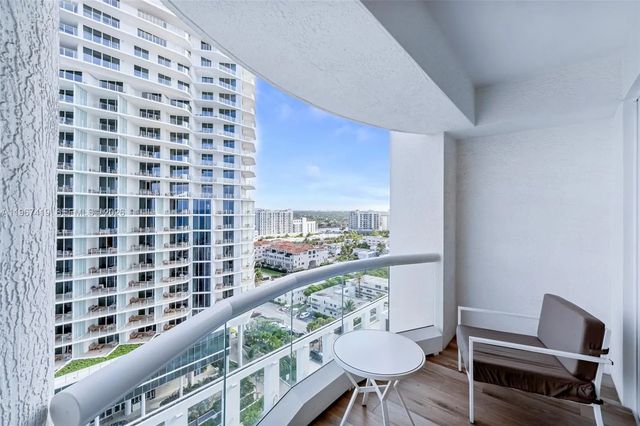 3 of 26 - 551 N Fort Lauderdale Beach Boulevard #h1212, Fort Lauderdale, FL