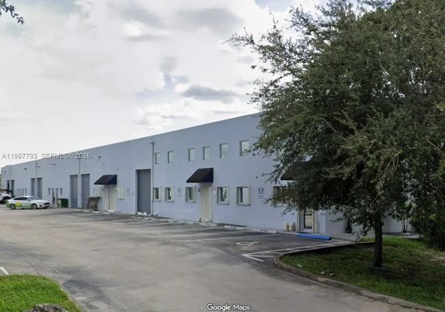 4 of 4 - 13443 Nw 47th Avenue #10, Opa-Locka, FL