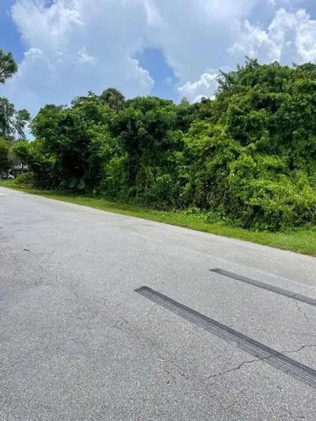 2 of 2 - 555 Sacramento Street, North Fort Myers, FL