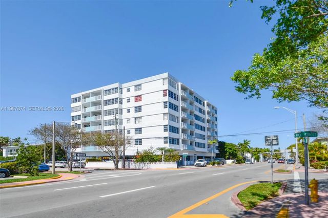 8000 Harding Avenue #4b, Miami Beach
