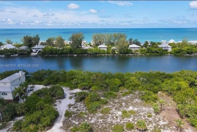 361 Bocila Drive, 
