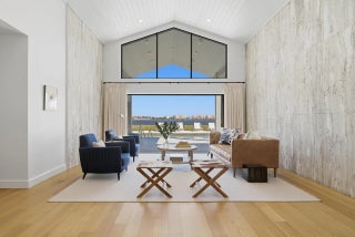 Photo of Listing #R11164747