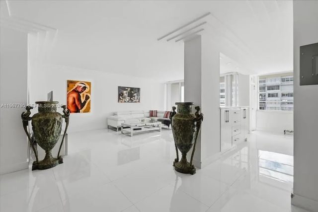 2 of 35 - 18051 Biscayne Boulevard #1701, Aventura, FL