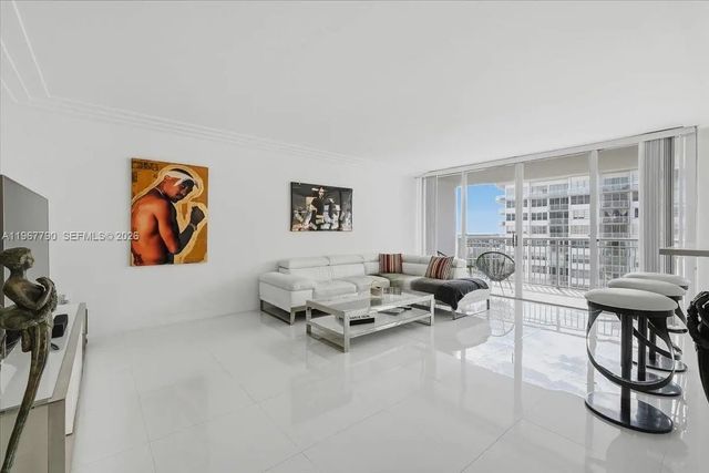 3 of 35 - 18051 Biscayne Boulevard #1701, Aventura, FL