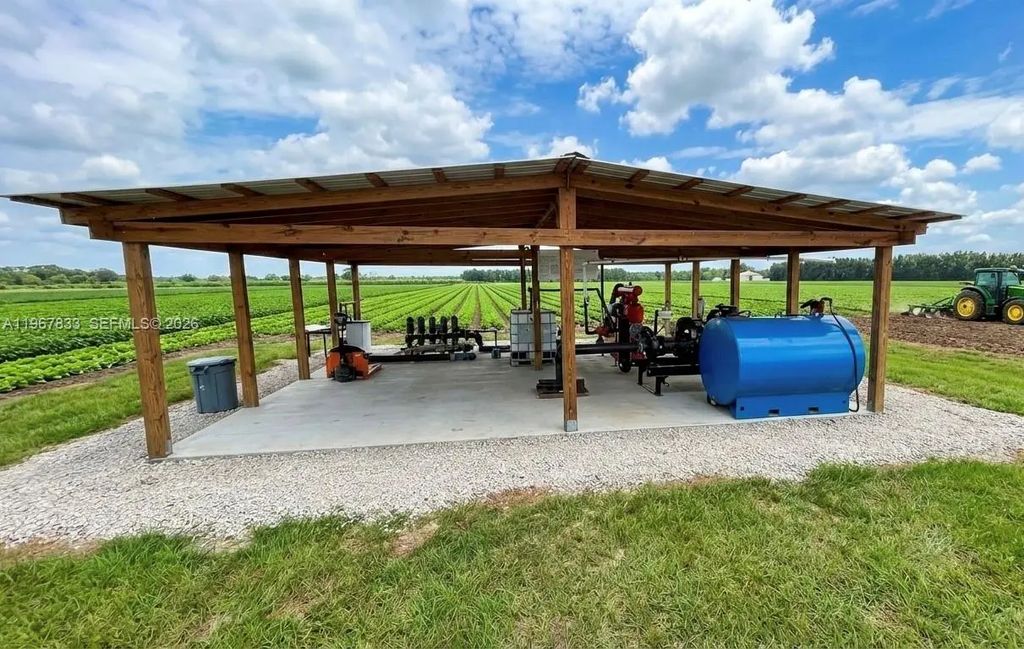 595 N Header Canal Road, Fort Pierce