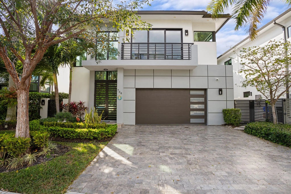 764 Lake Trail, Delray Beach
