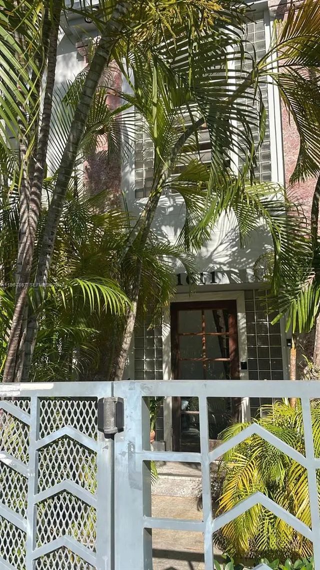 2 of 11 - 1611 Euclid Avenue #3, Miami Beach, FL