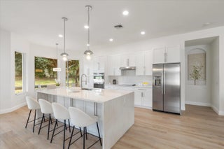 Photo of Listing #R11164796