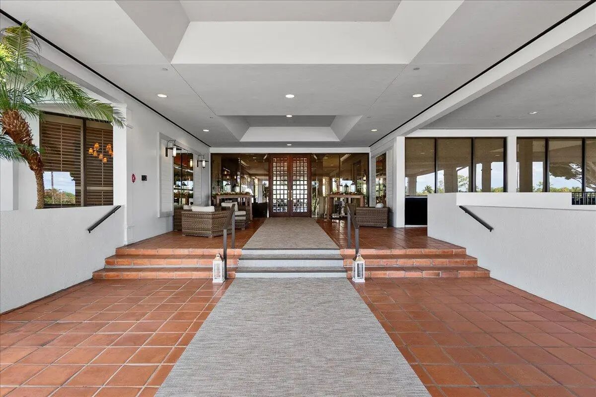 1338 Breakers West Boulevard, West Palm Beach, FL, 33411