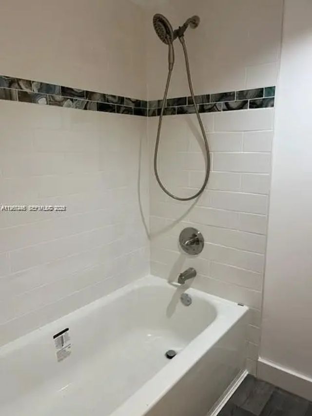 4 of 13 - 14020 Sw 90th Terrace #14020, Miami, FL