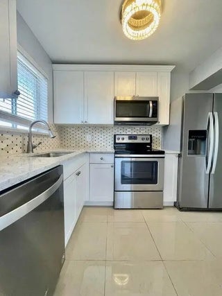 Photo of Listing #R11164869