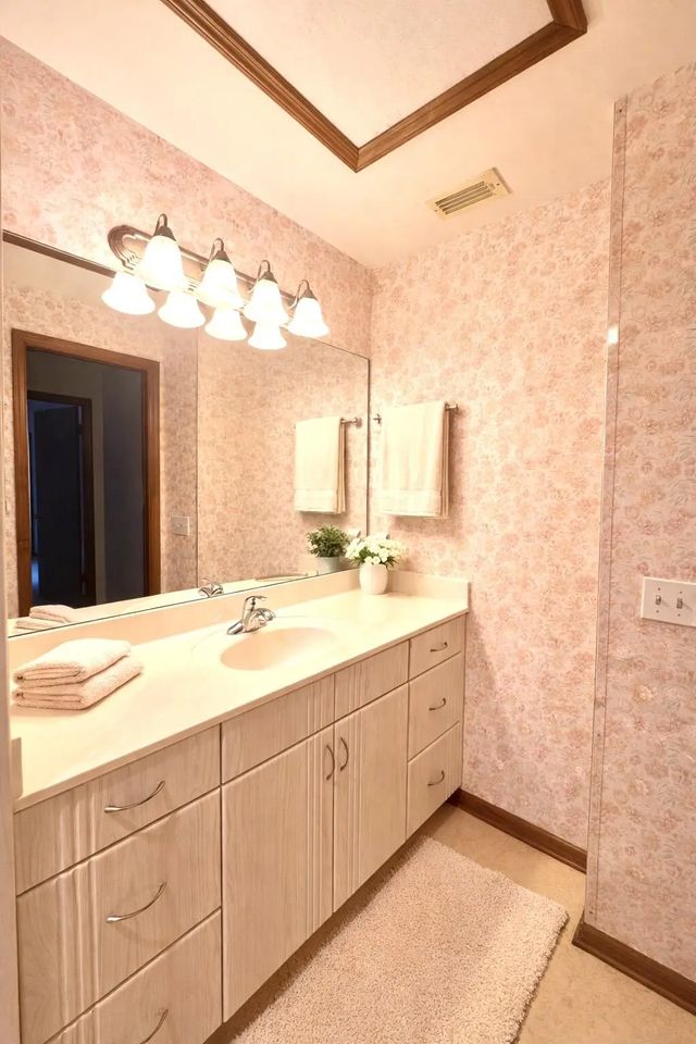 5 of 25 - 604 Se Castle Court #d, Port St. Lucie, FL