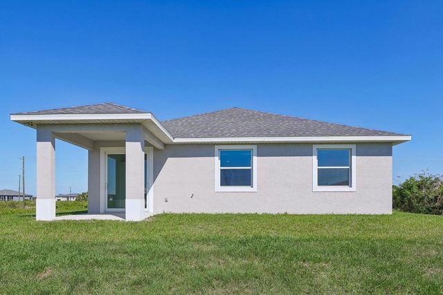 2 of 30 - 9006 S Castle Circle, LaBelle, FL