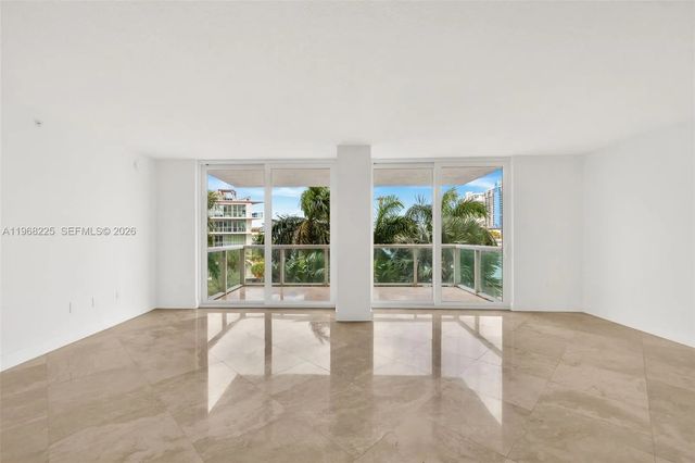 2 of 46 - 10 Venetian Way #403, Miami Beach, FL