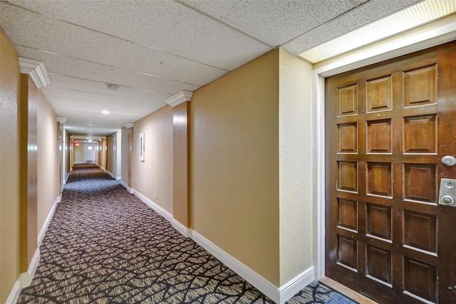 3 of 34 - 3800 N Hills Drive #412, Hollywood, FL