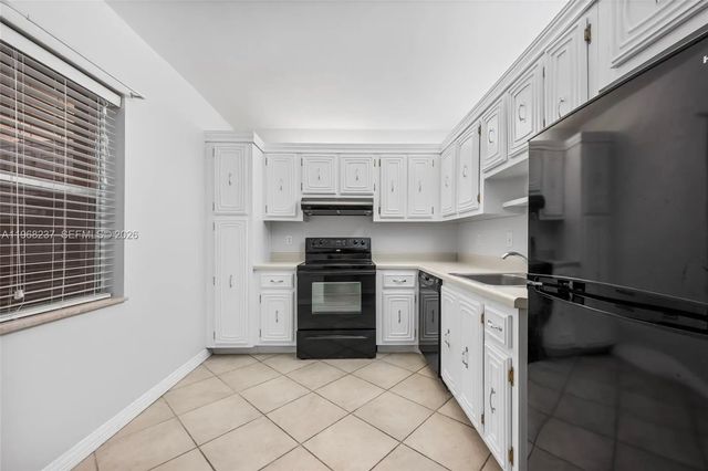 2 of 29 - 2861 Somerset Drive #104, Lauderdale Lakes, FL