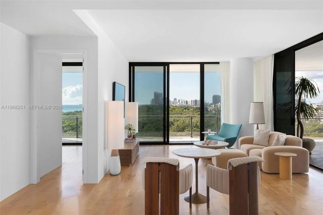 8701 Collins Avenue #606, Miami Beach