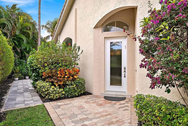 4 of 68 - 8110 Sandpiper Way, West Palm Beach, FL