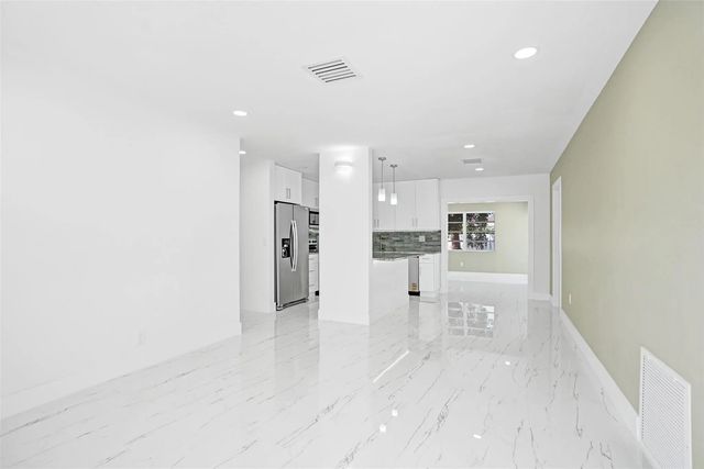 3 of 28 - 1437 Sw 1st Avenue, Deerfield Beach, FL