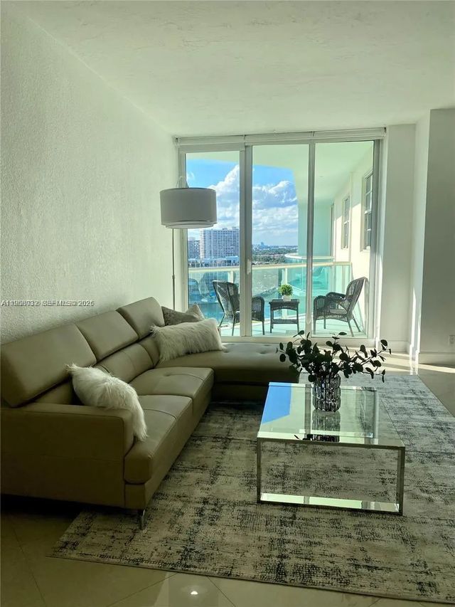 4 of 36 - 3801 S Ocean Drive #ph16s, Hollywood, FL