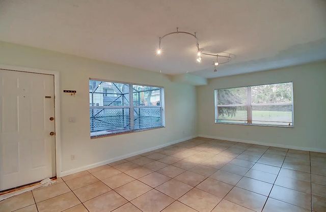 4 of 37 - 44 Essex Court #b, Royal Palm Beach, FL