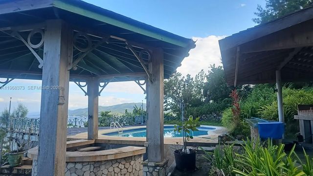 3 of 18 - 00 Oracabessa, Street, , 