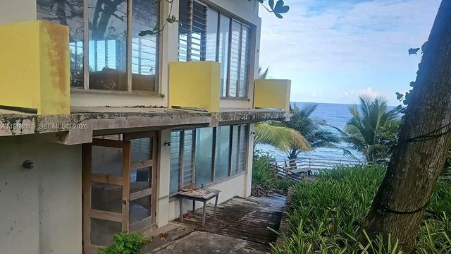 4 of 18 - 00 Oracabessa, Street, , 