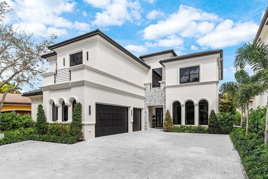 17760 Villa Club Way, Boca Raton