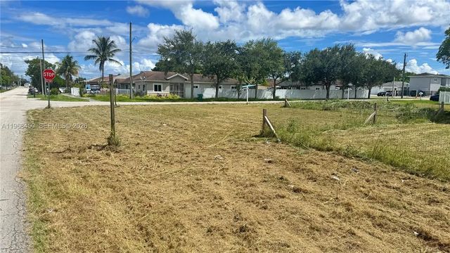 3 of 4 - 12208 Sw 220 Street, Miami, FL