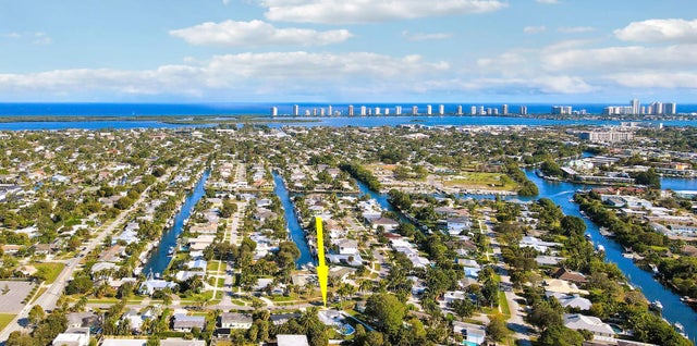 Photo of Listing #R11165017