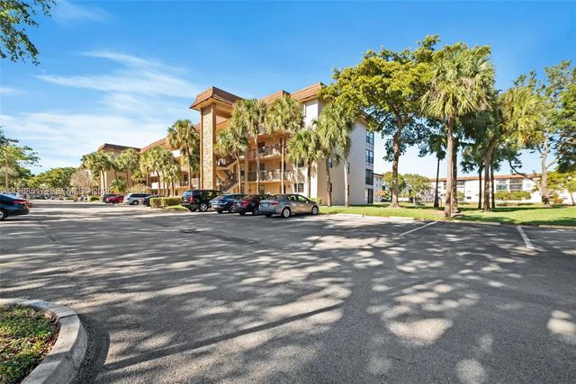 4950 E Sabal Palm Boulevard #310, Tamarac
