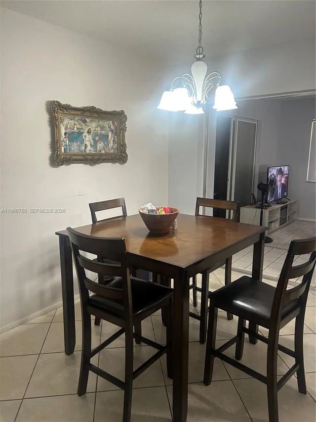 3 of 12 - 5715 Nw 85th Avenue, Tamarac, FL